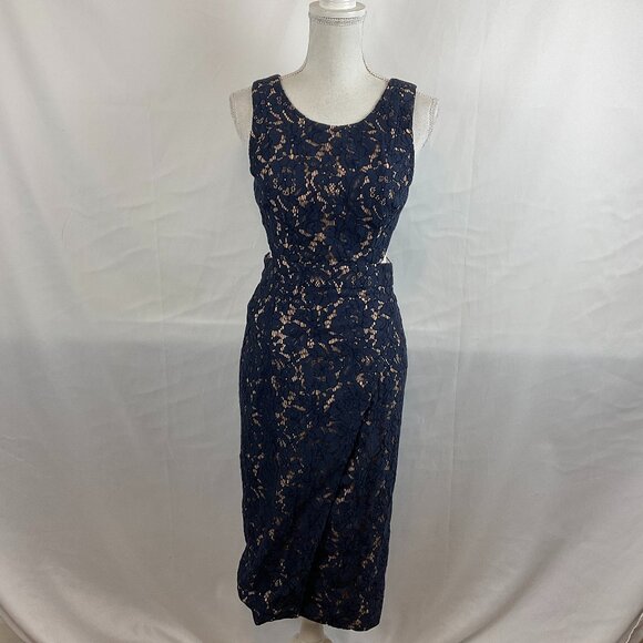 Fame & Partners Dress US 4 Navy Lace Beige Sleeveless Side Cutouts Overlap Skirt - Picture 1 of 15